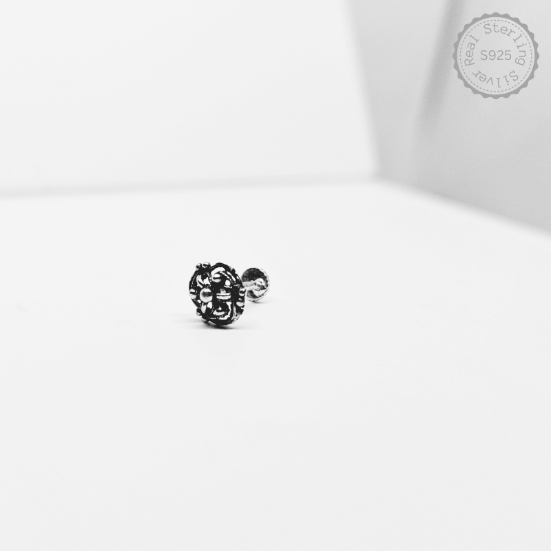 Premium 925 Silver Oxidized Traditional Nose Pin