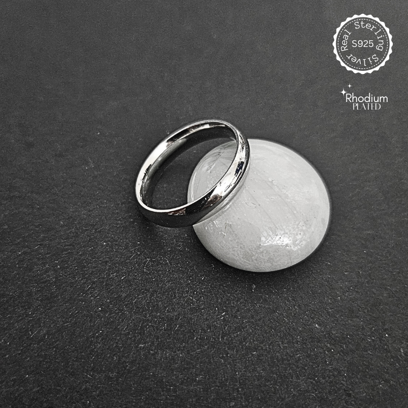 Silver Classical Unisex Ring Band – alternate view