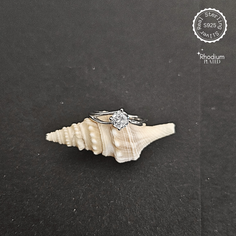Silver Waver Glam Ring – alternate view