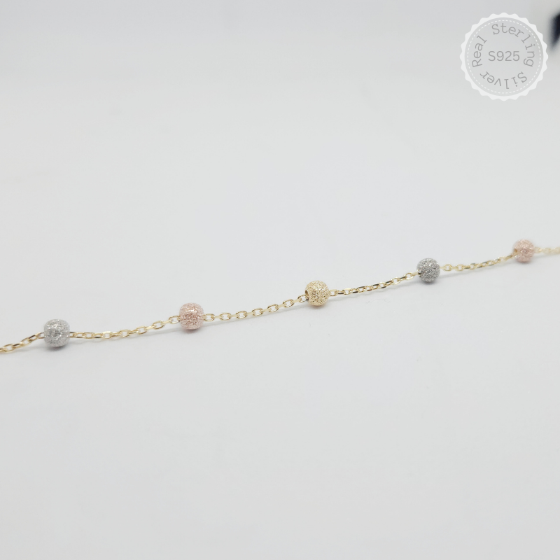 Matte Finish beads and tri-colour plating Bracelet