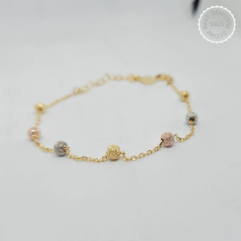 Matte Finish beads and tri-colour plating Bracelet