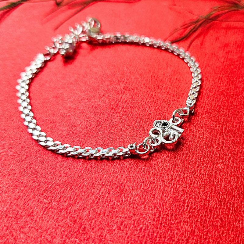 Silver Chain Rakhi with Shree Letter in Hindi
