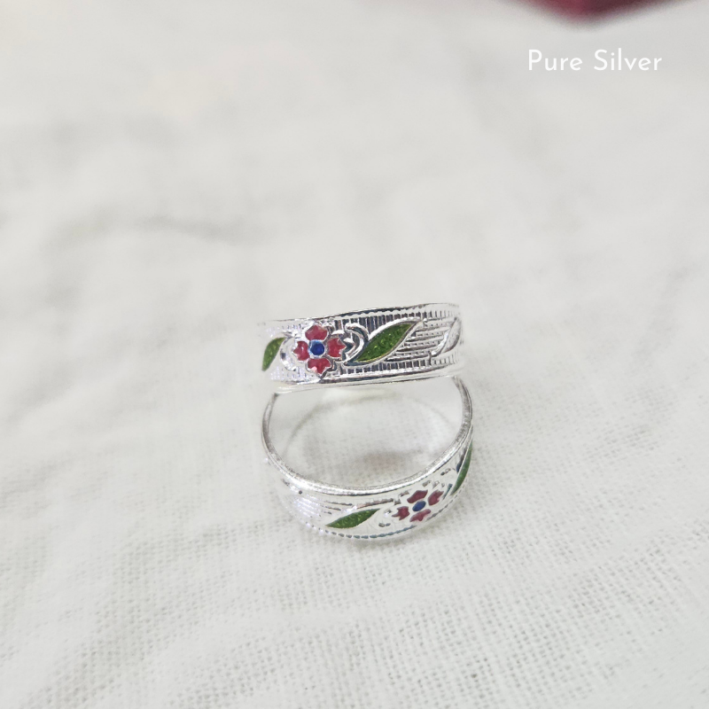 Fine Silver Floral Toe Rings – alternate view
